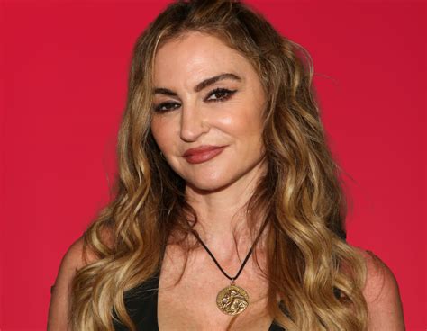 drae de matteo nude|Sopranos star Drea de Matteo reveals jaw